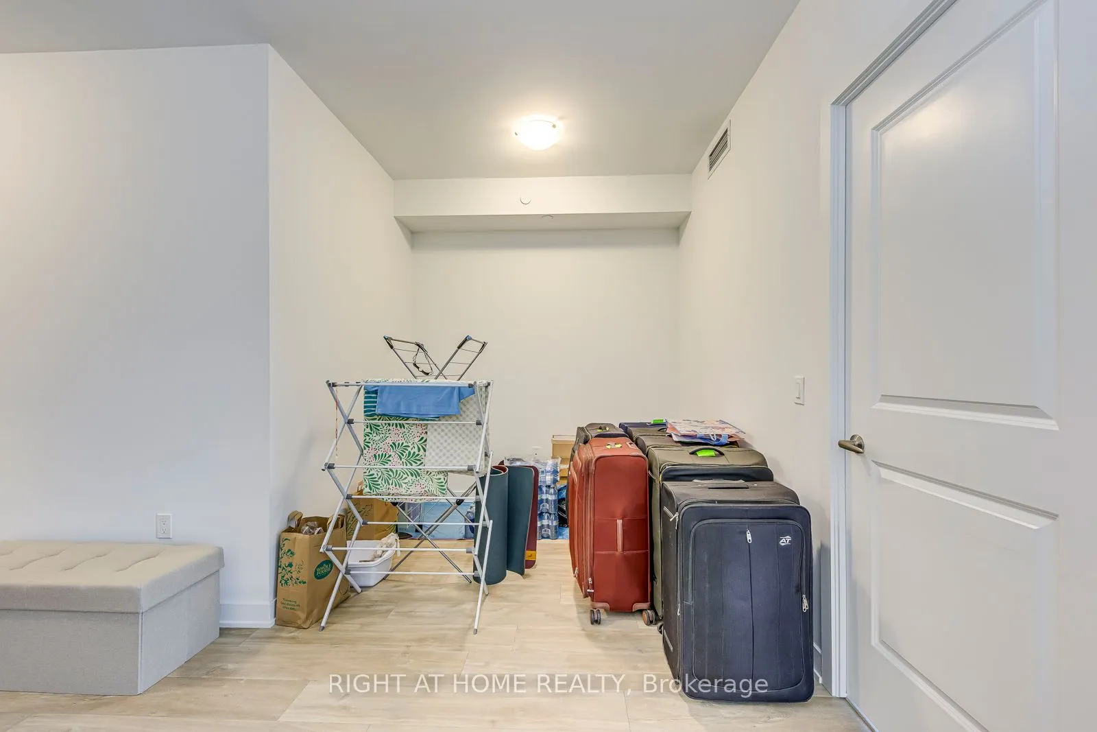 4675 Metcalfe Avenue, #1210