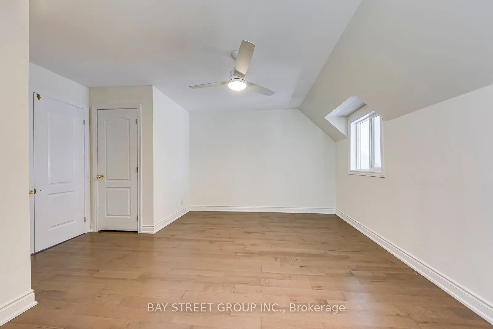 2273 Woodfield Road