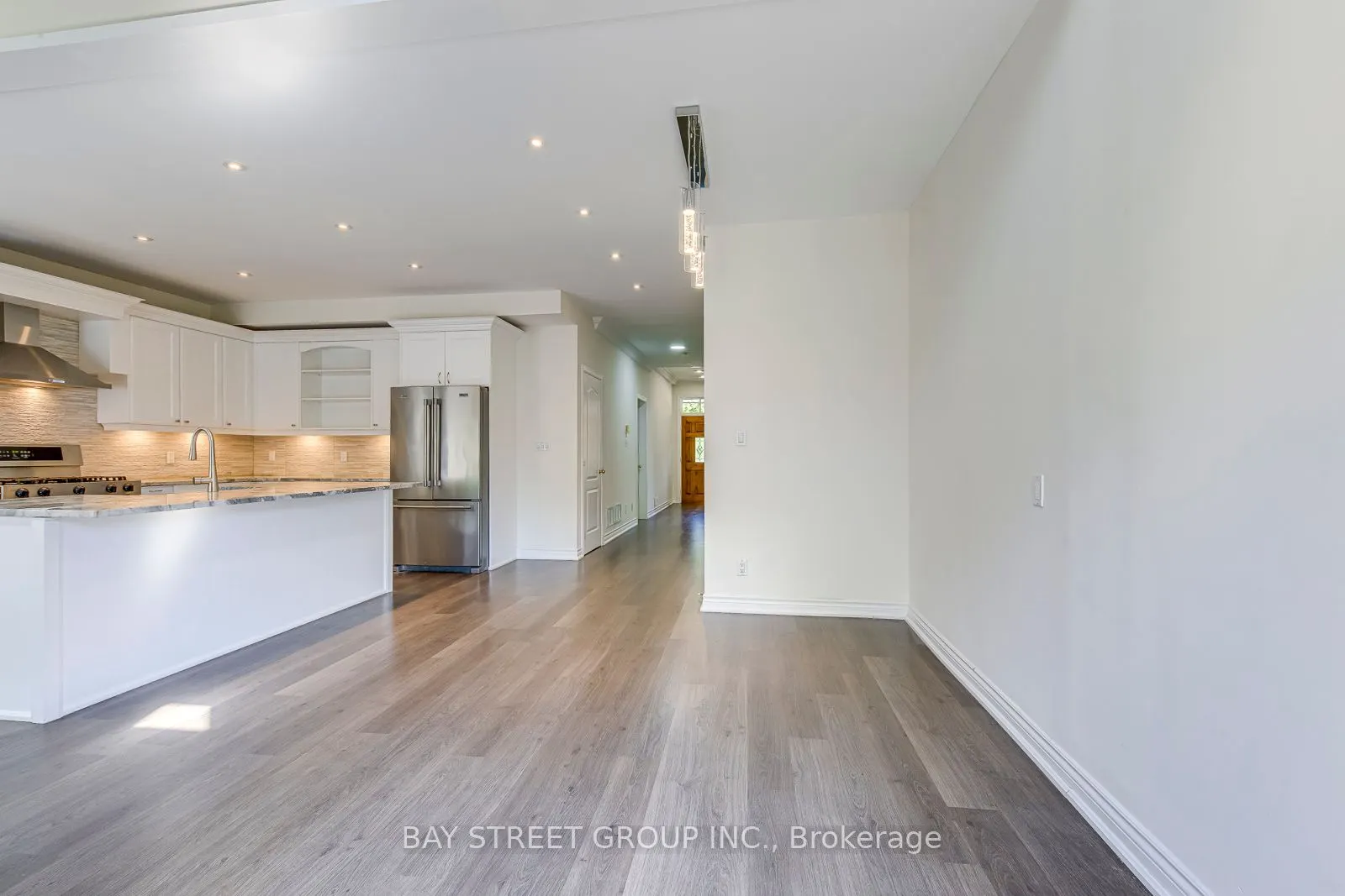2273 Woodfield Road