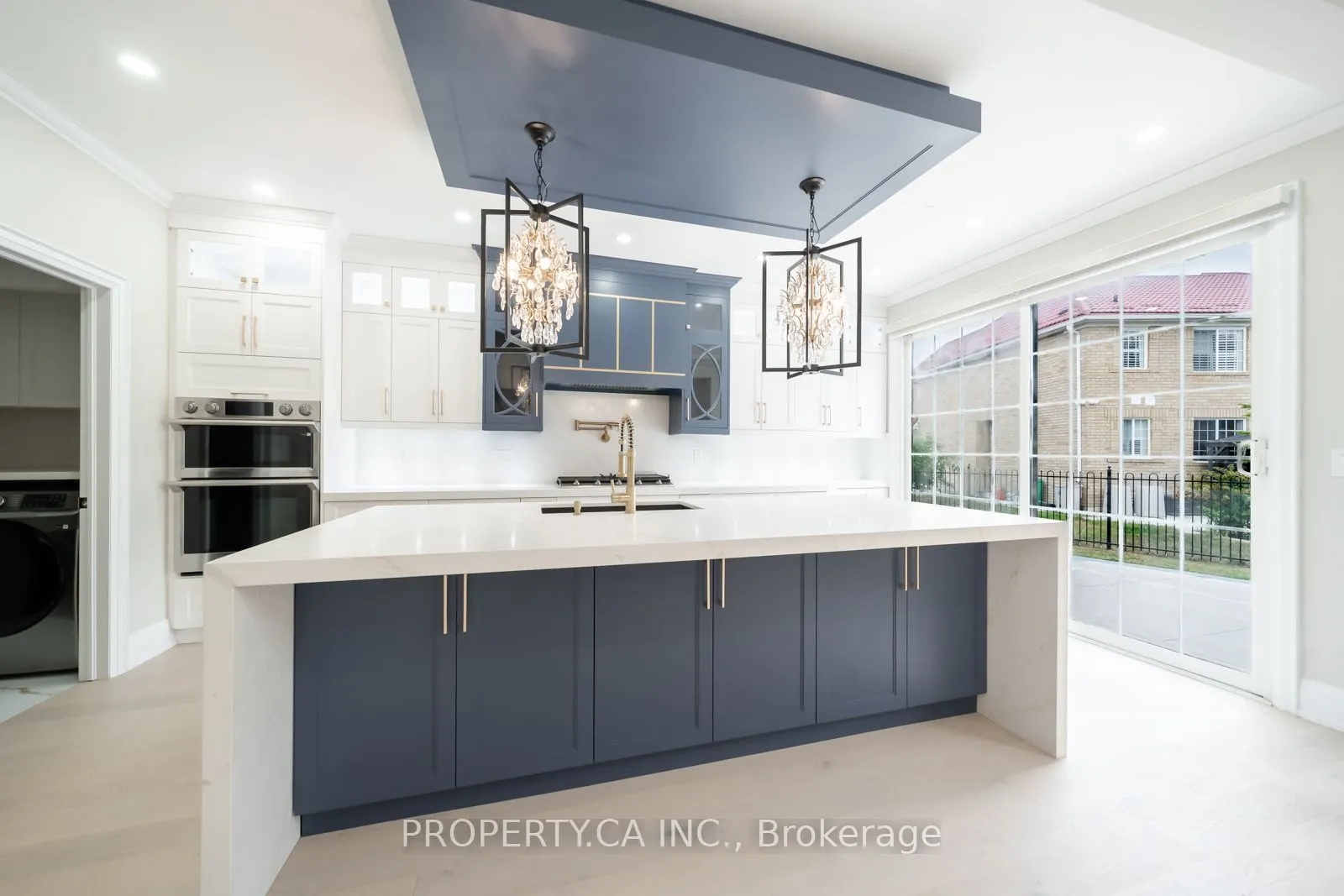 22 Maldives Crescent