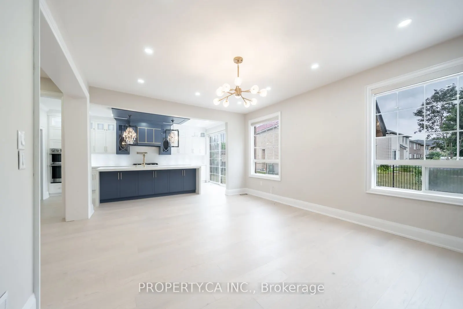 22 Maldives Crescent