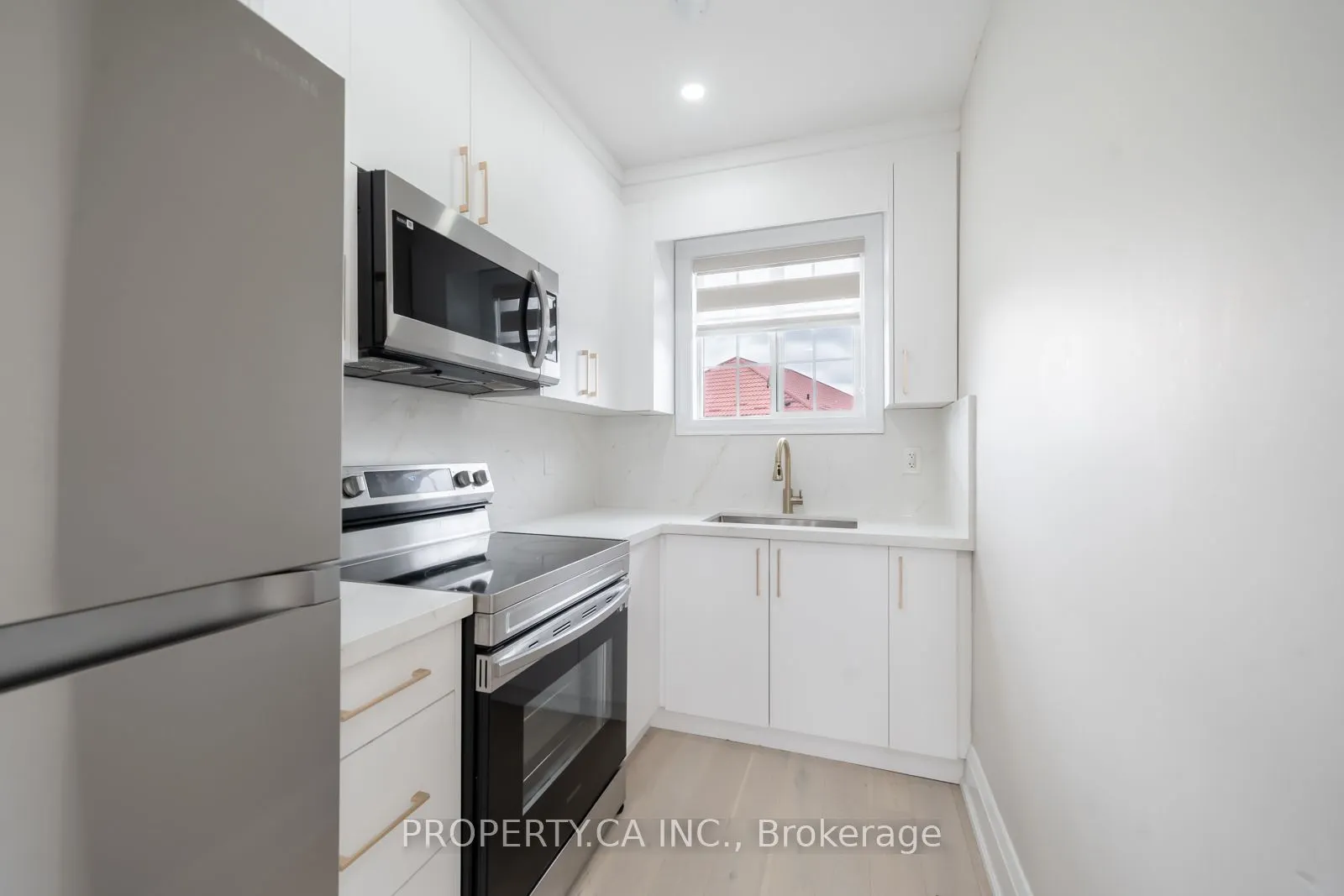 22 Maldives Crescent