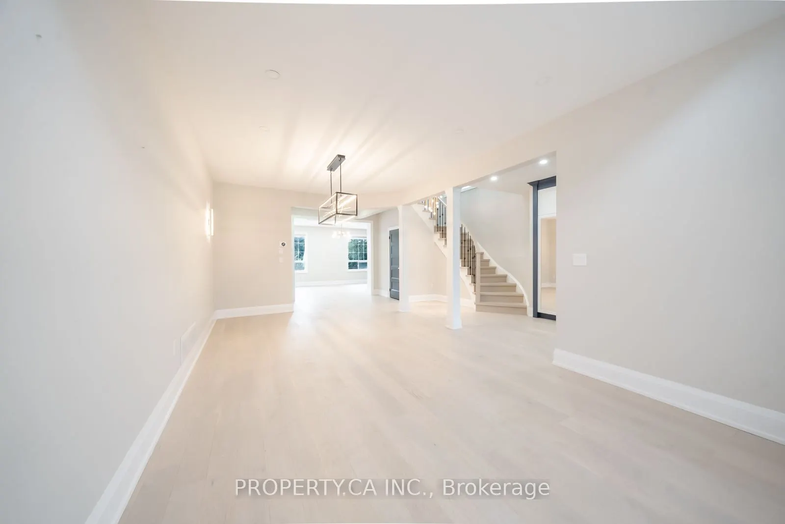 22 Maldives Crescent