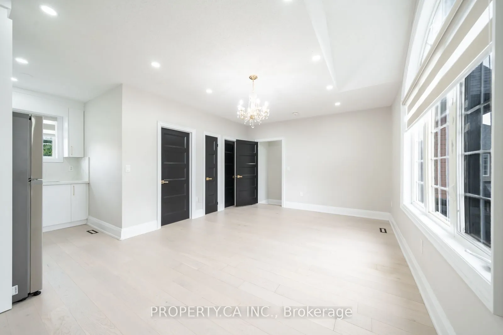 22 Maldives Crescent