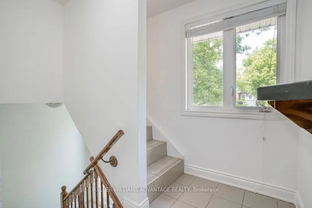 427 Nairn Avenue, #3