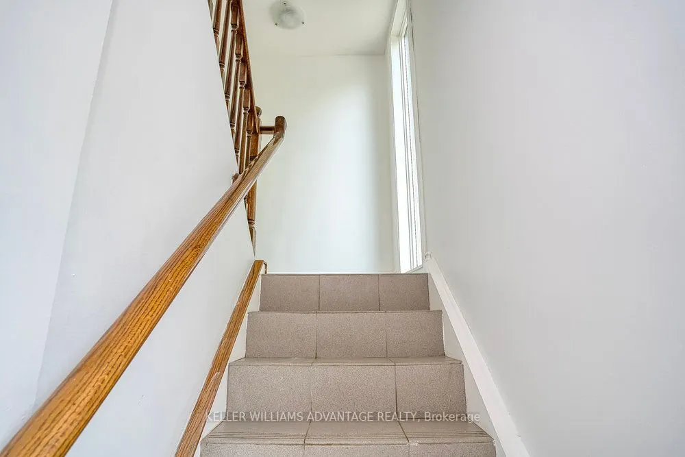 427 Nairn Avenue, #3