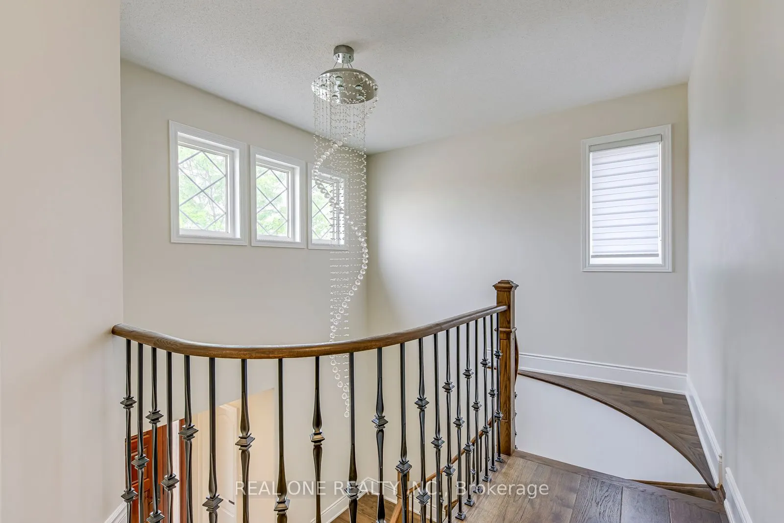2240 Pine Glen Road
