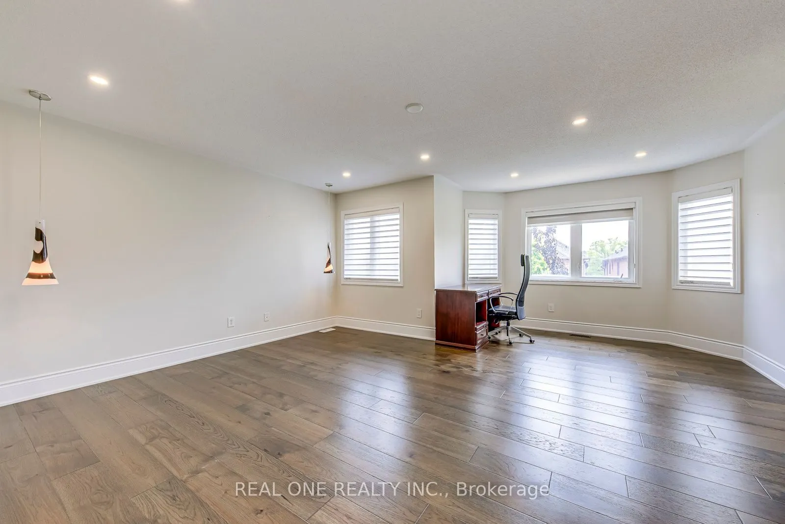 2240 Pine Glen Road