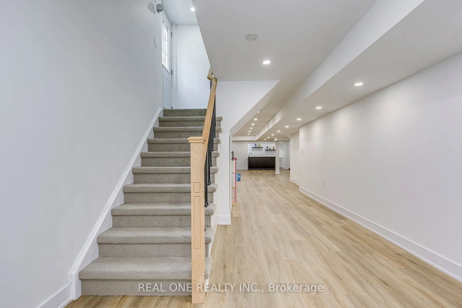 2240 Pine Glen Road