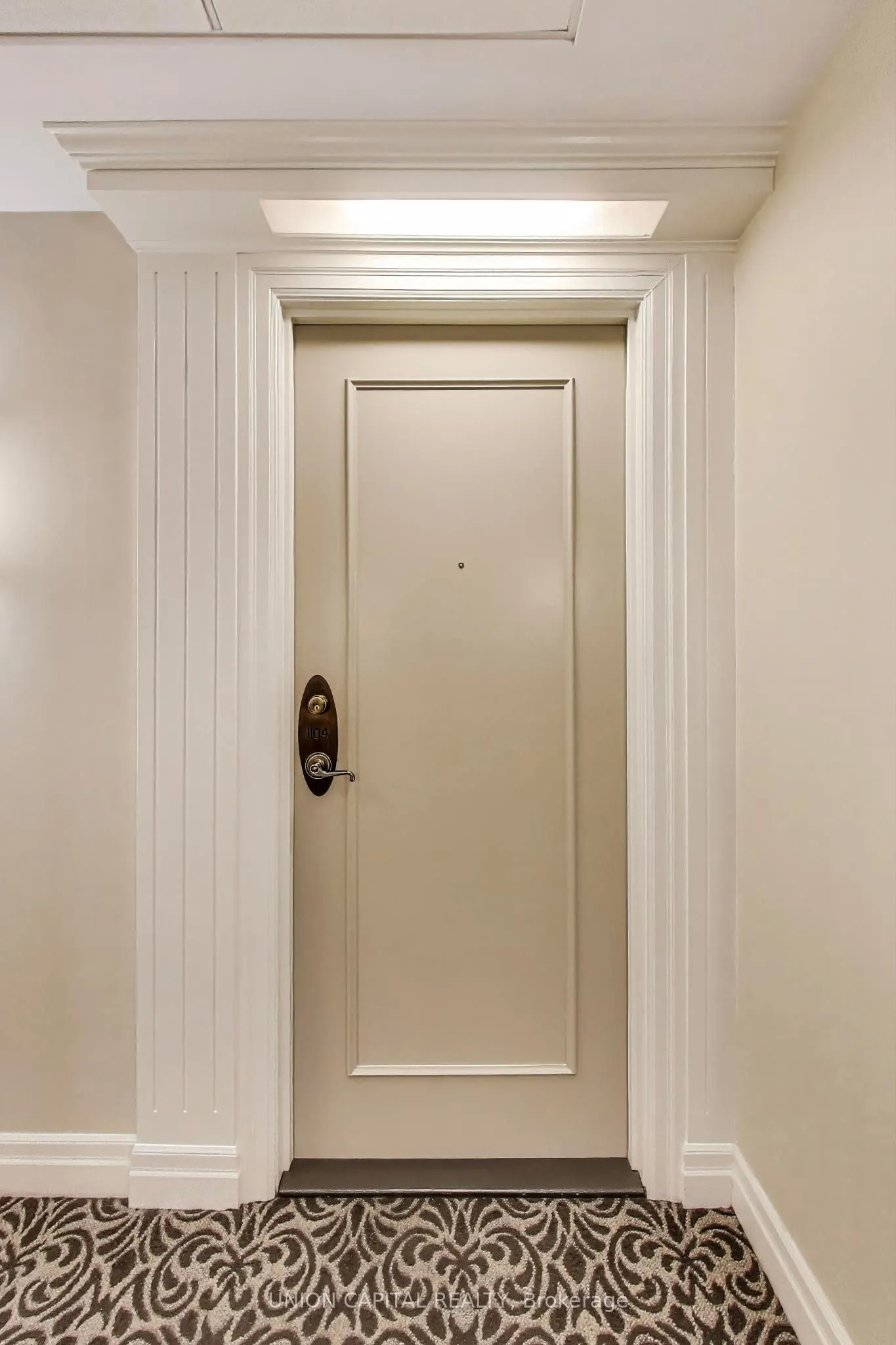5229 Dundas Street W, #1104
