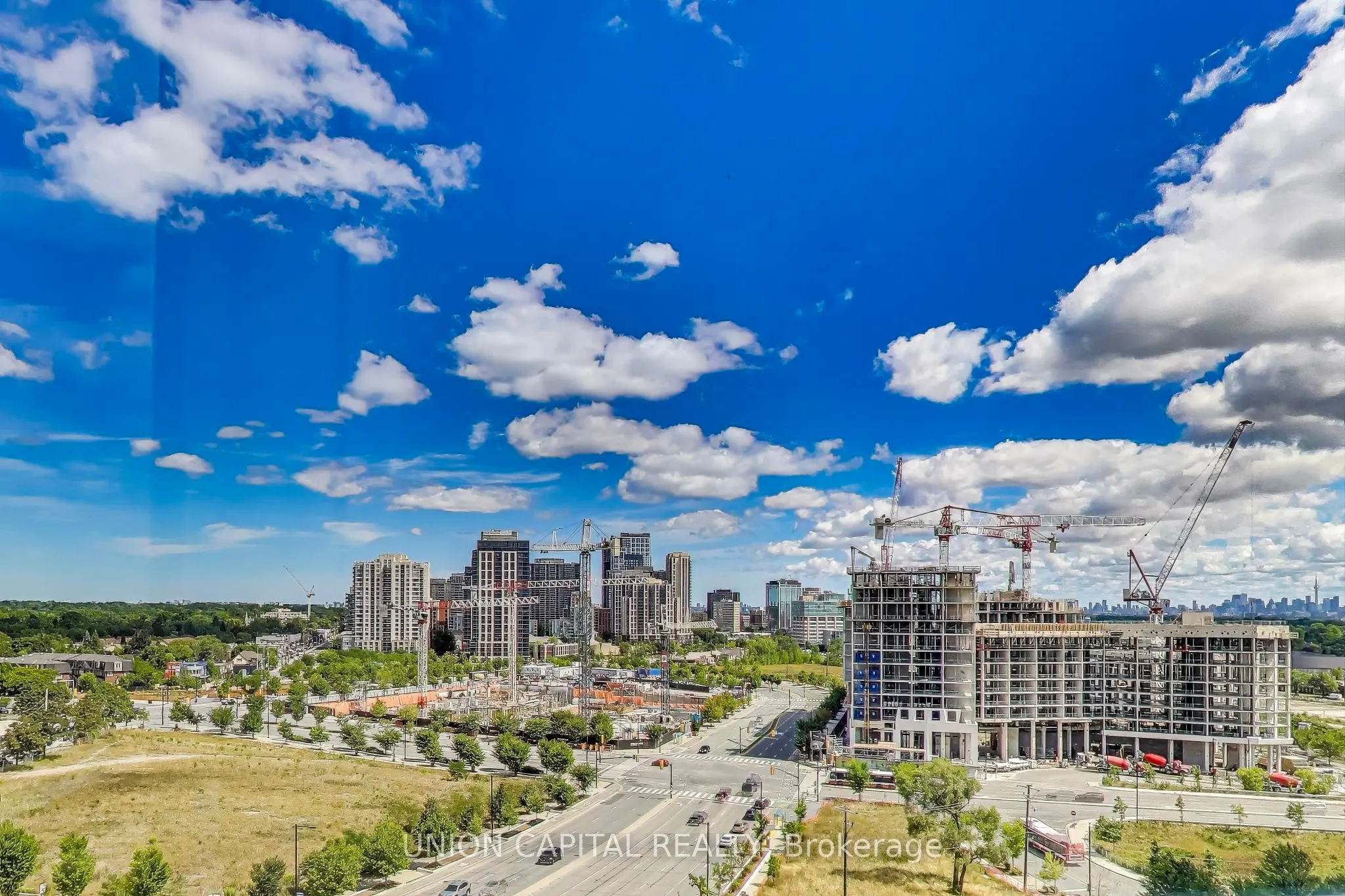 5229 Dundas Street W, #1104