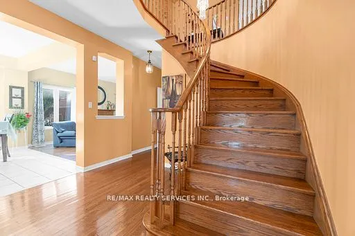 98 Mccrimmon Drive