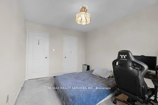 98 Mccrimmon Drive