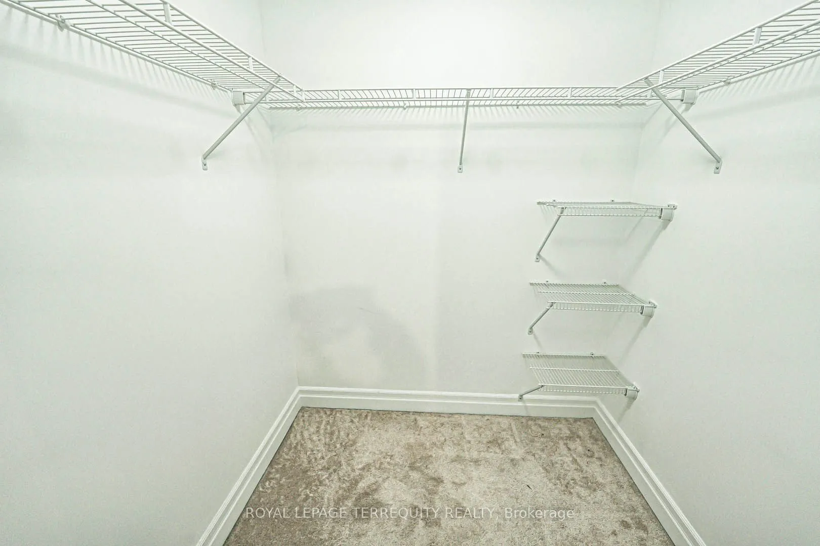 15 Sousa Mendes Street, #402
