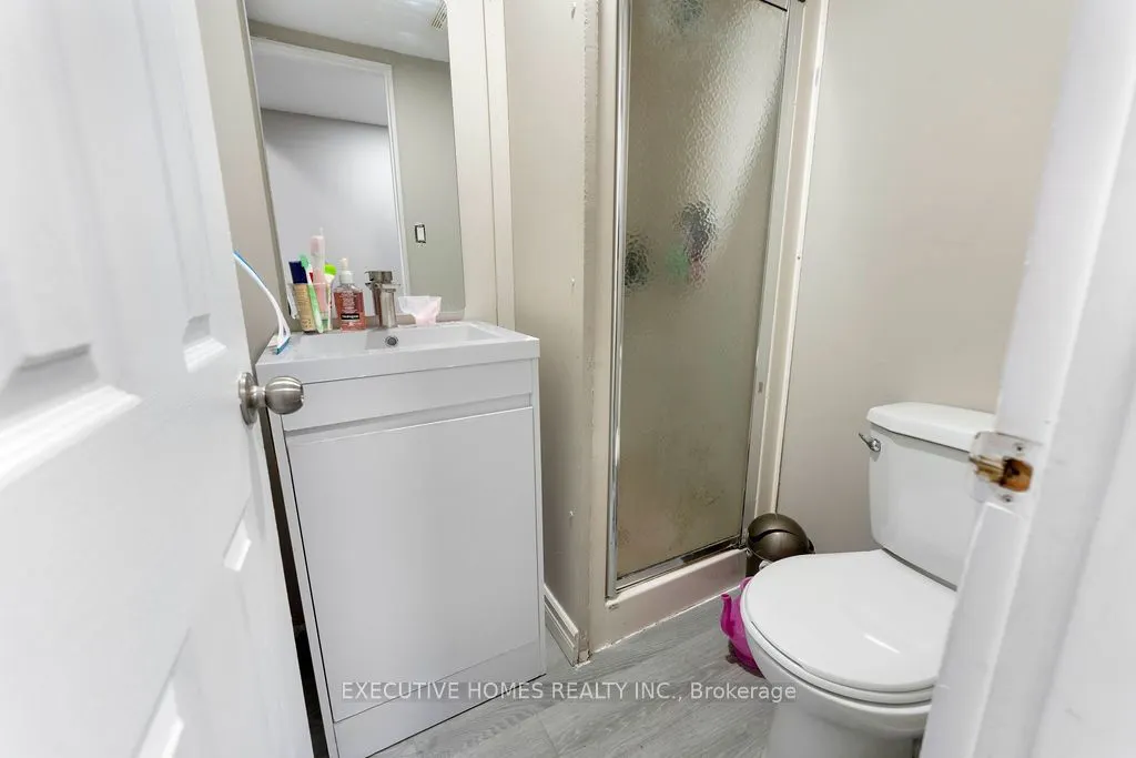 7610 Black Walnut Trail
