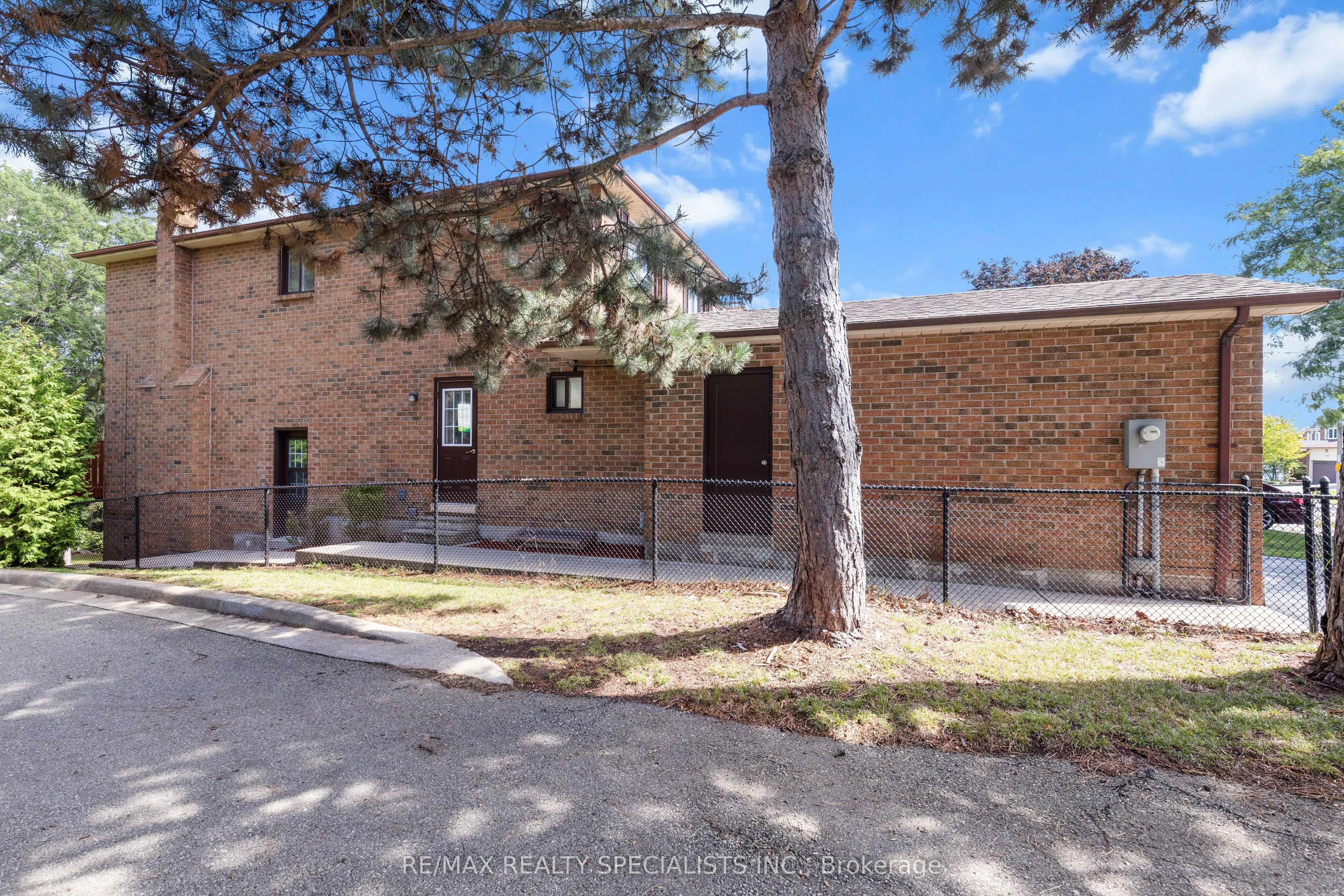 2393 Hargood Place
