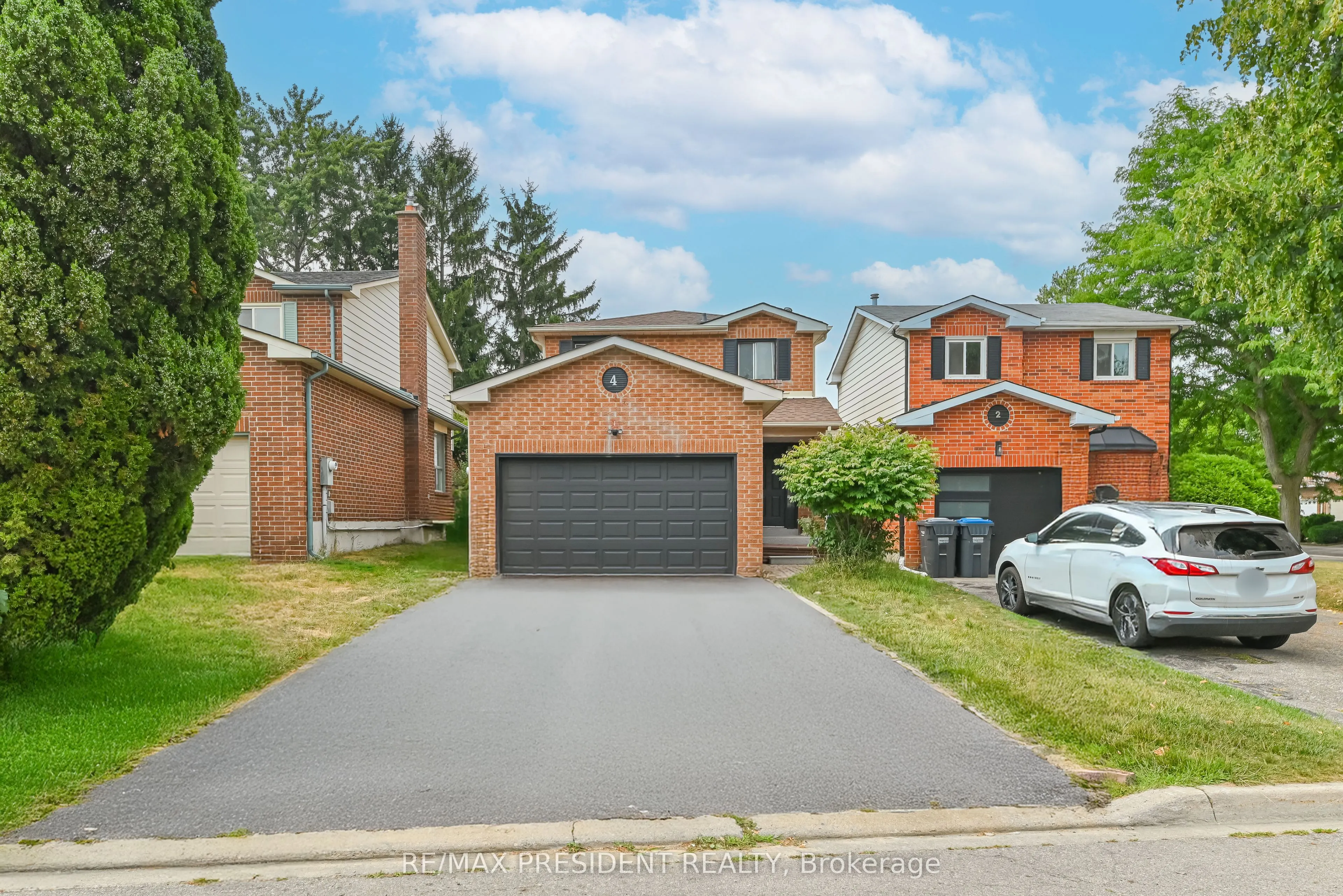 4 Lawnview Court