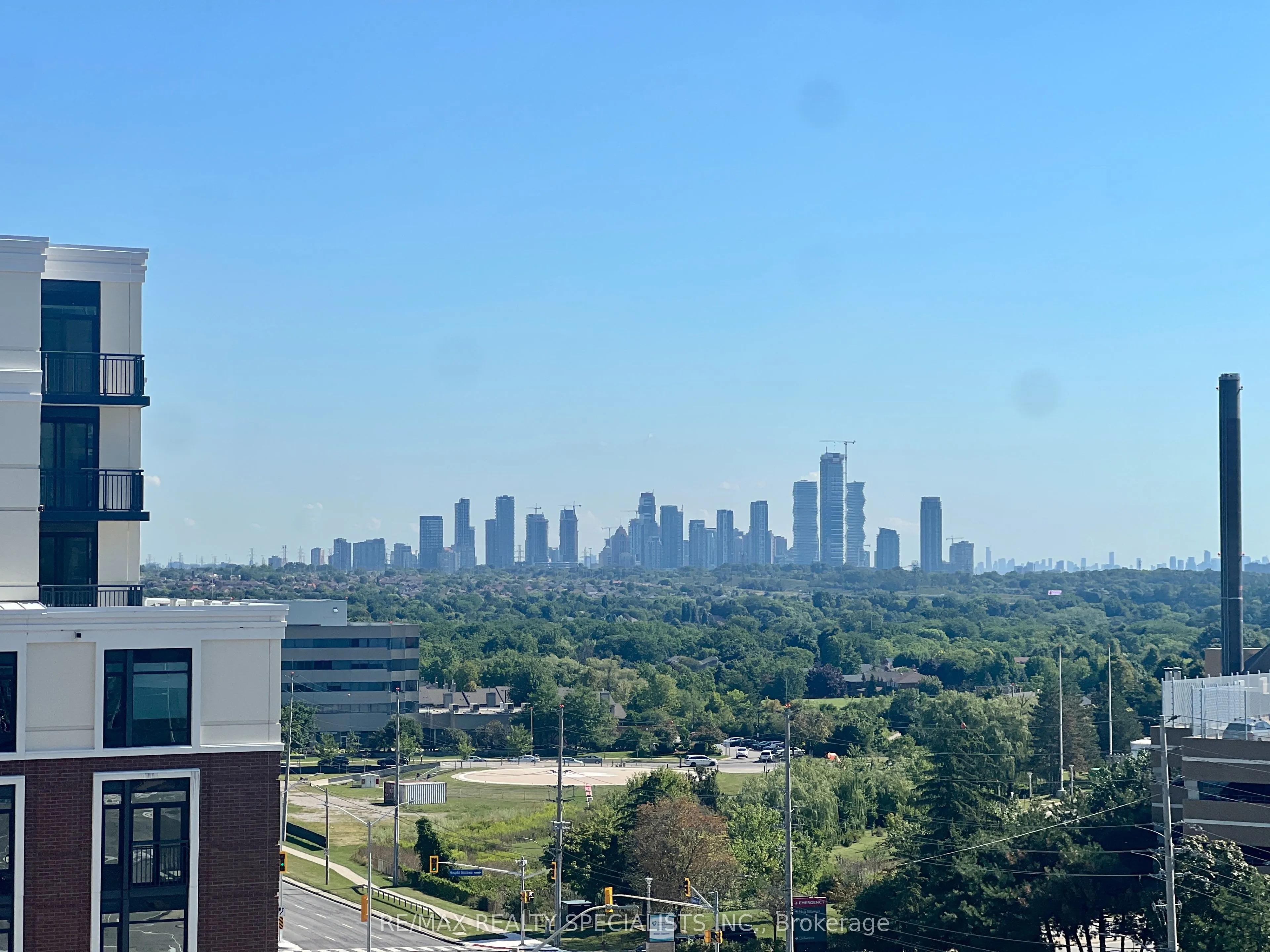 2485 Eglinton Avenue W, #716