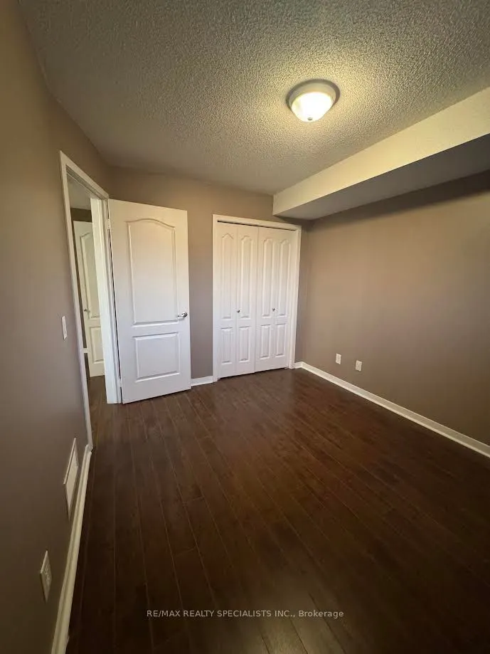 6 Dayspring Circle, #2402