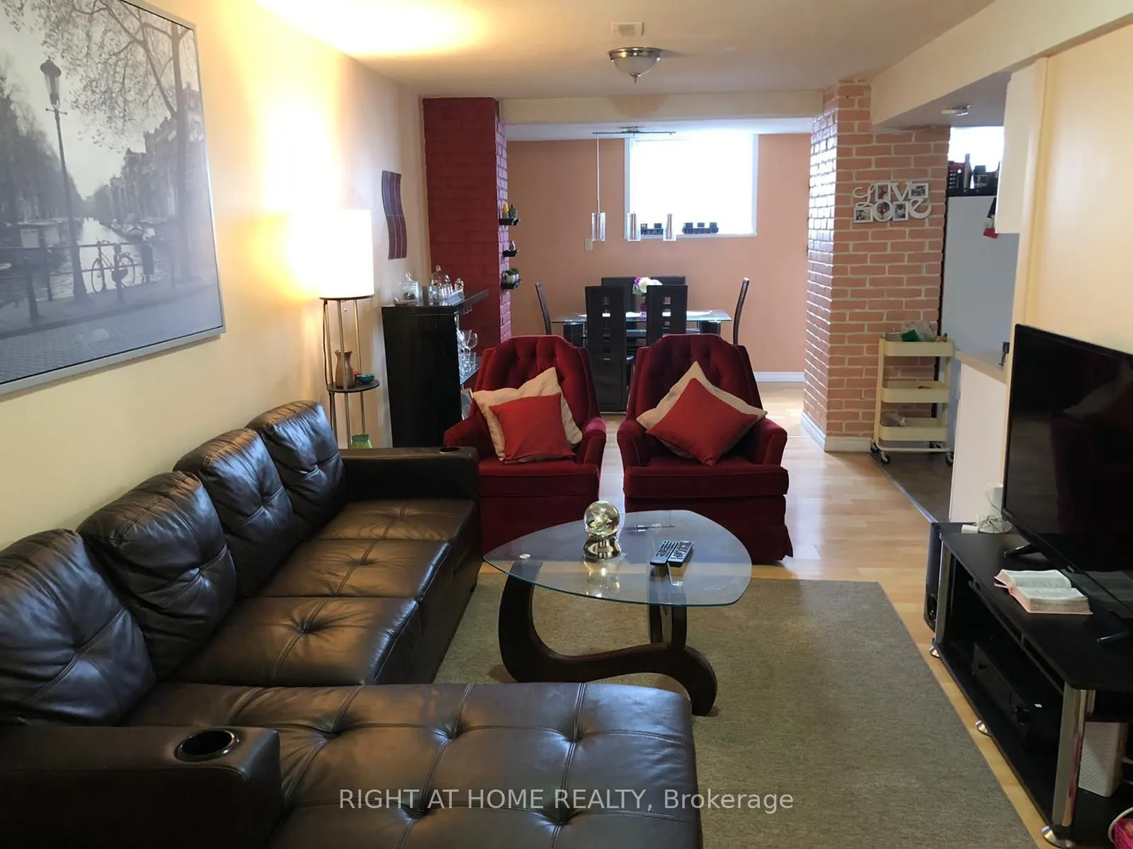 2123 Lawrence Avenue W, ##1