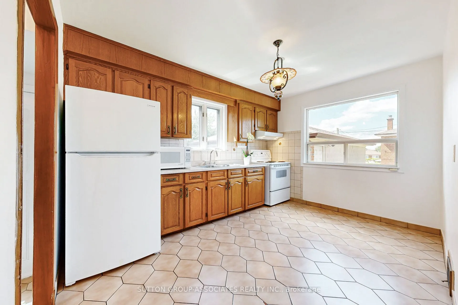 22 Woodenhill Court