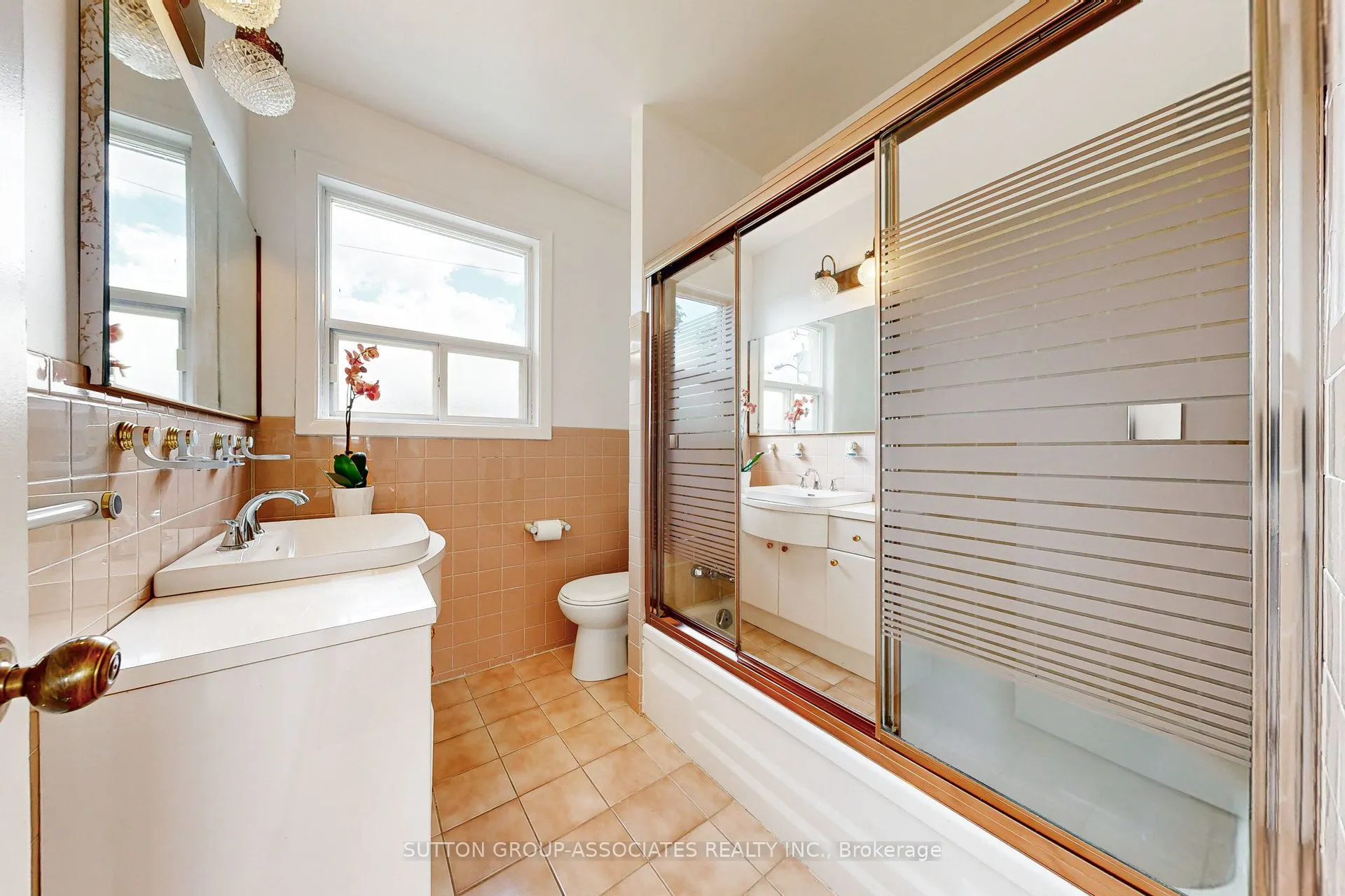 22 Woodenhill Court