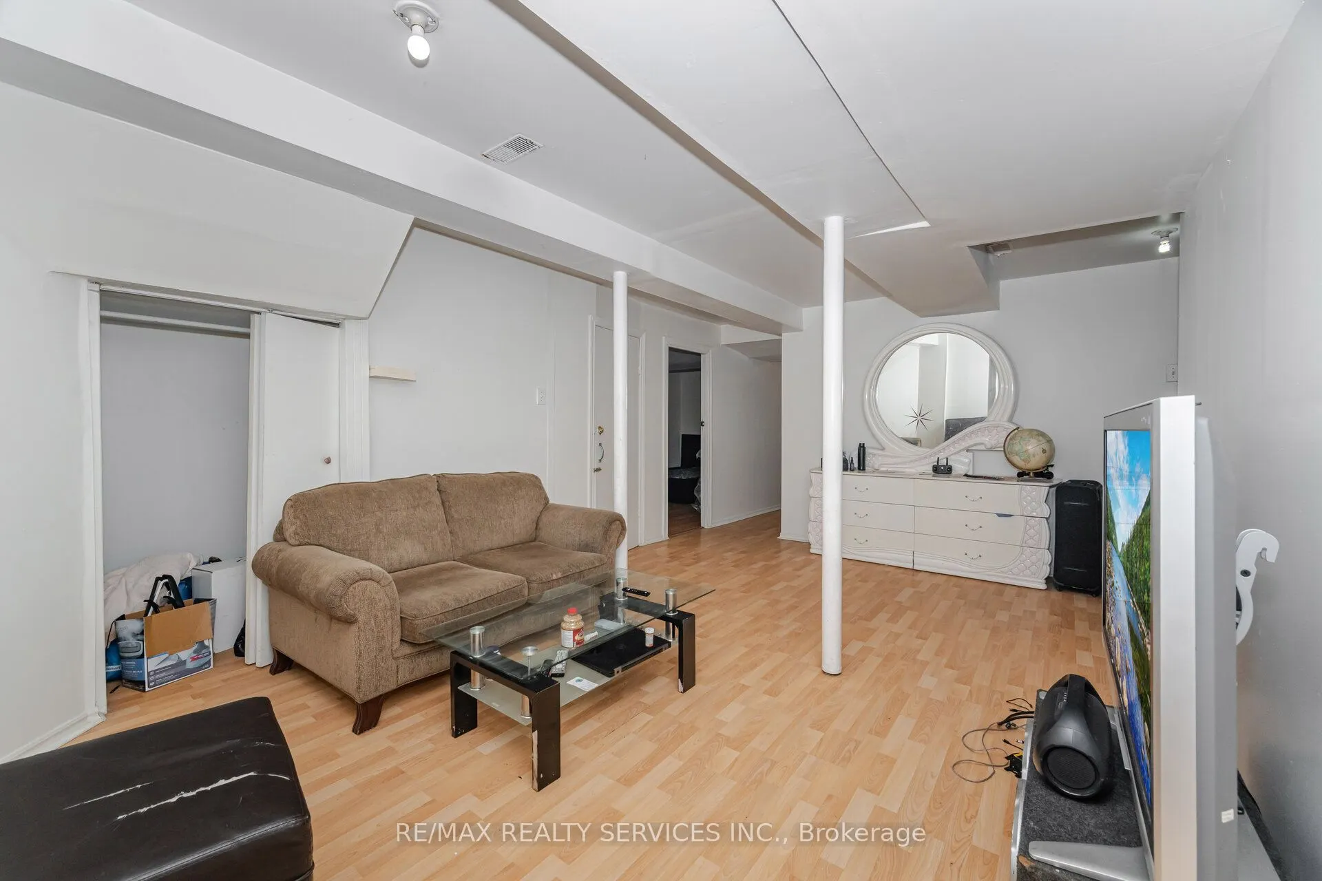 59 Hullen Crescent