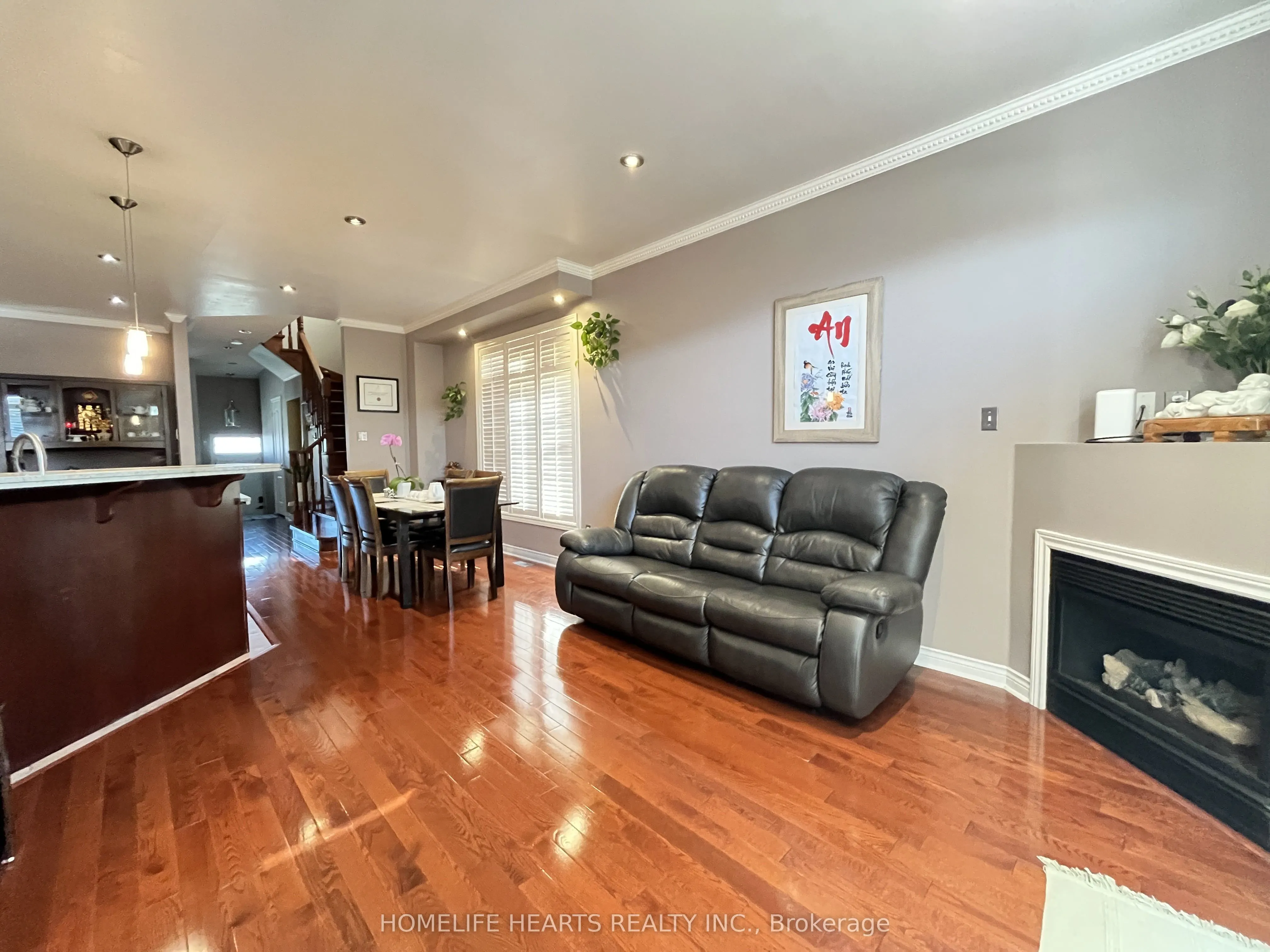 516 Lumberton Crescent