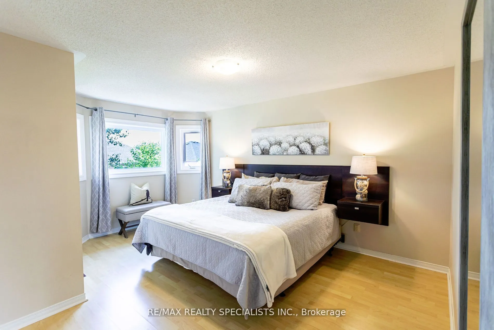 3872 Periwinkle Crescent