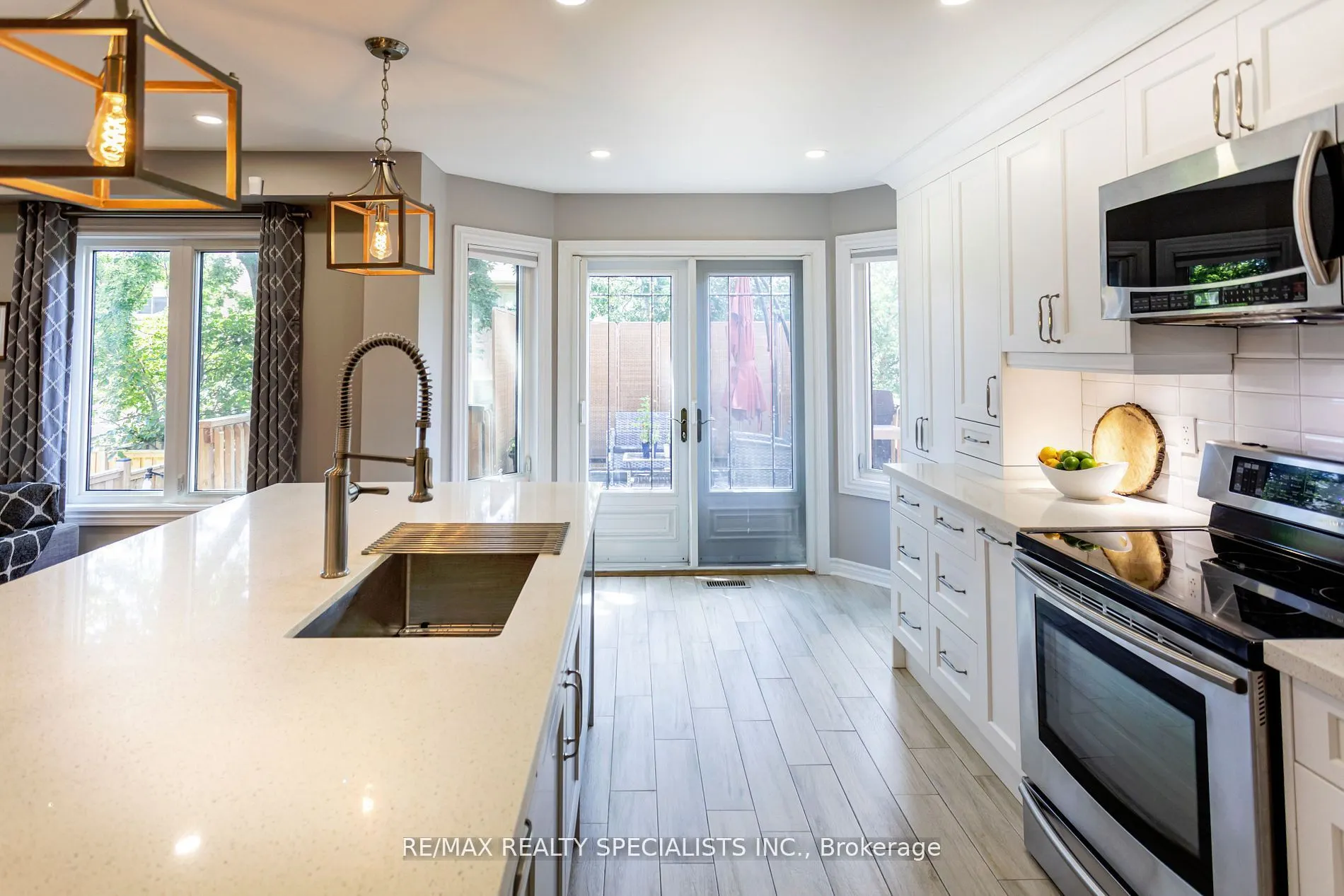 3872 Periwinkle Crescent