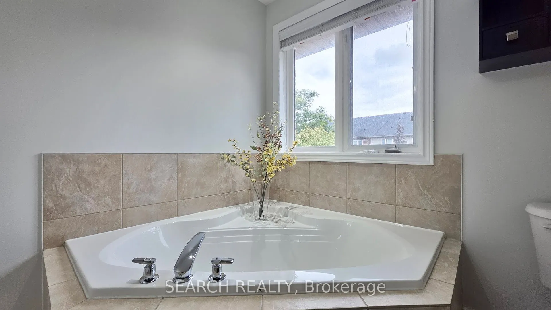 2280 Highcroft Road