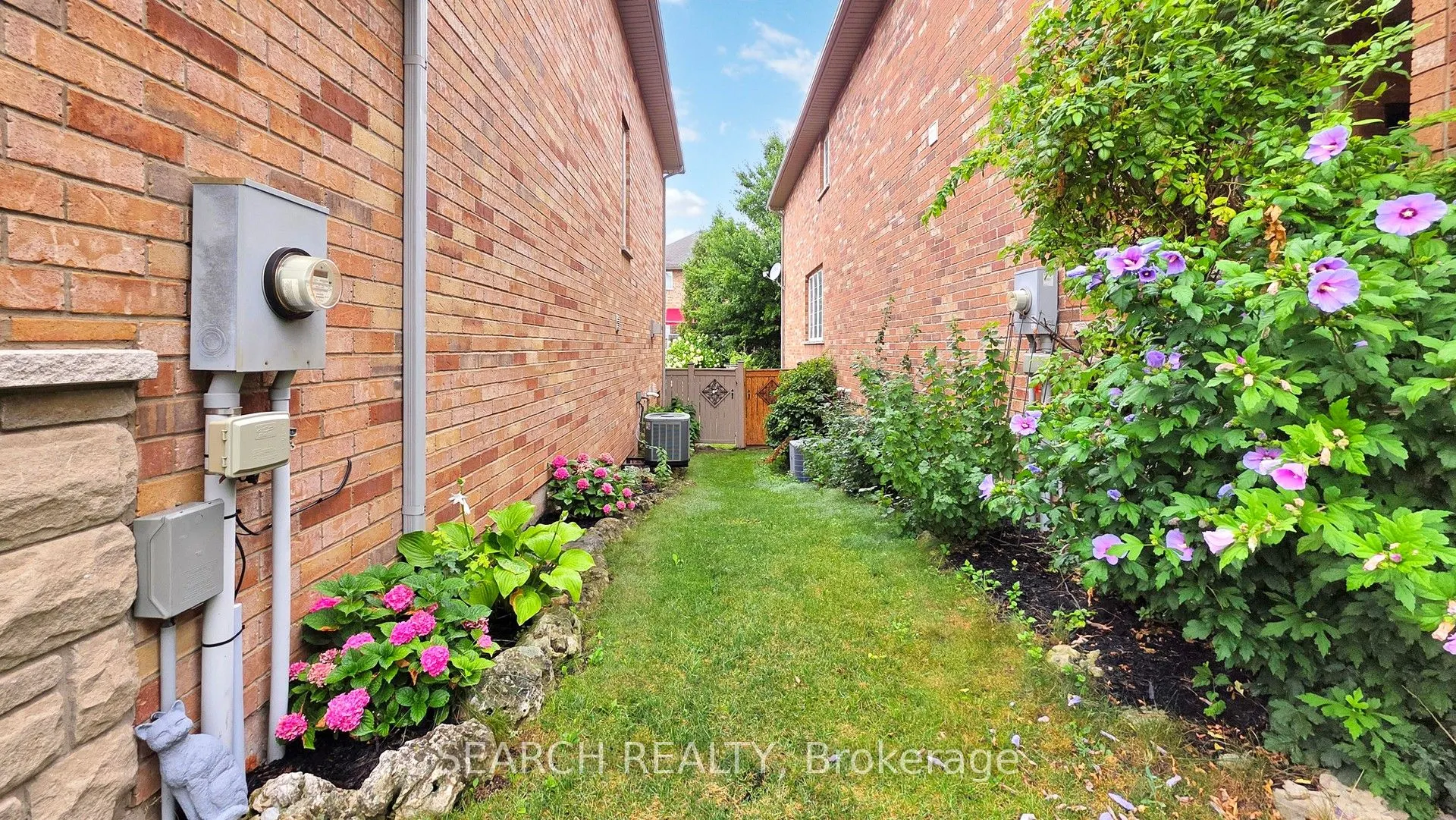 2280 Highcroft Road