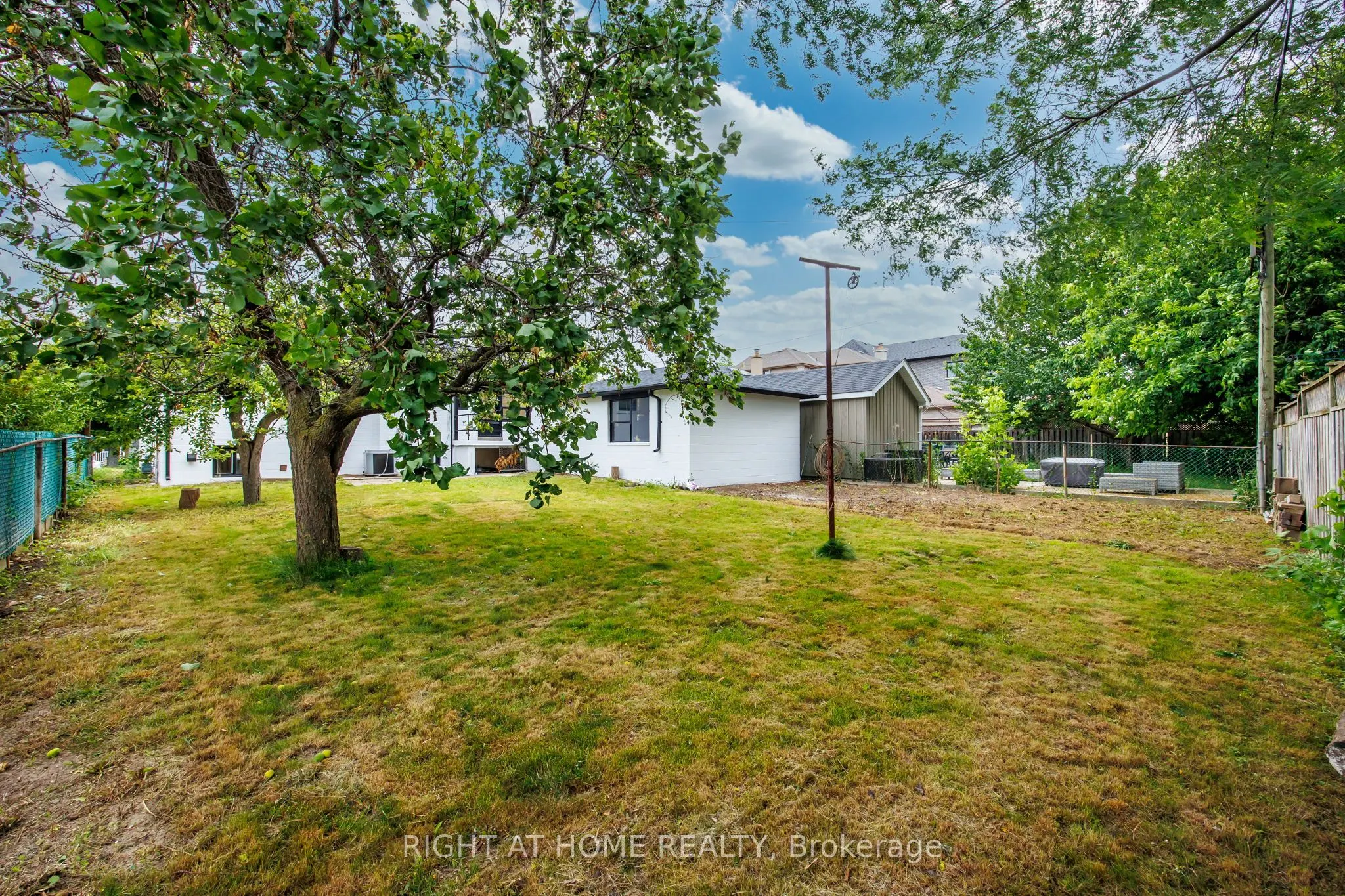 53 Lawnside Drive