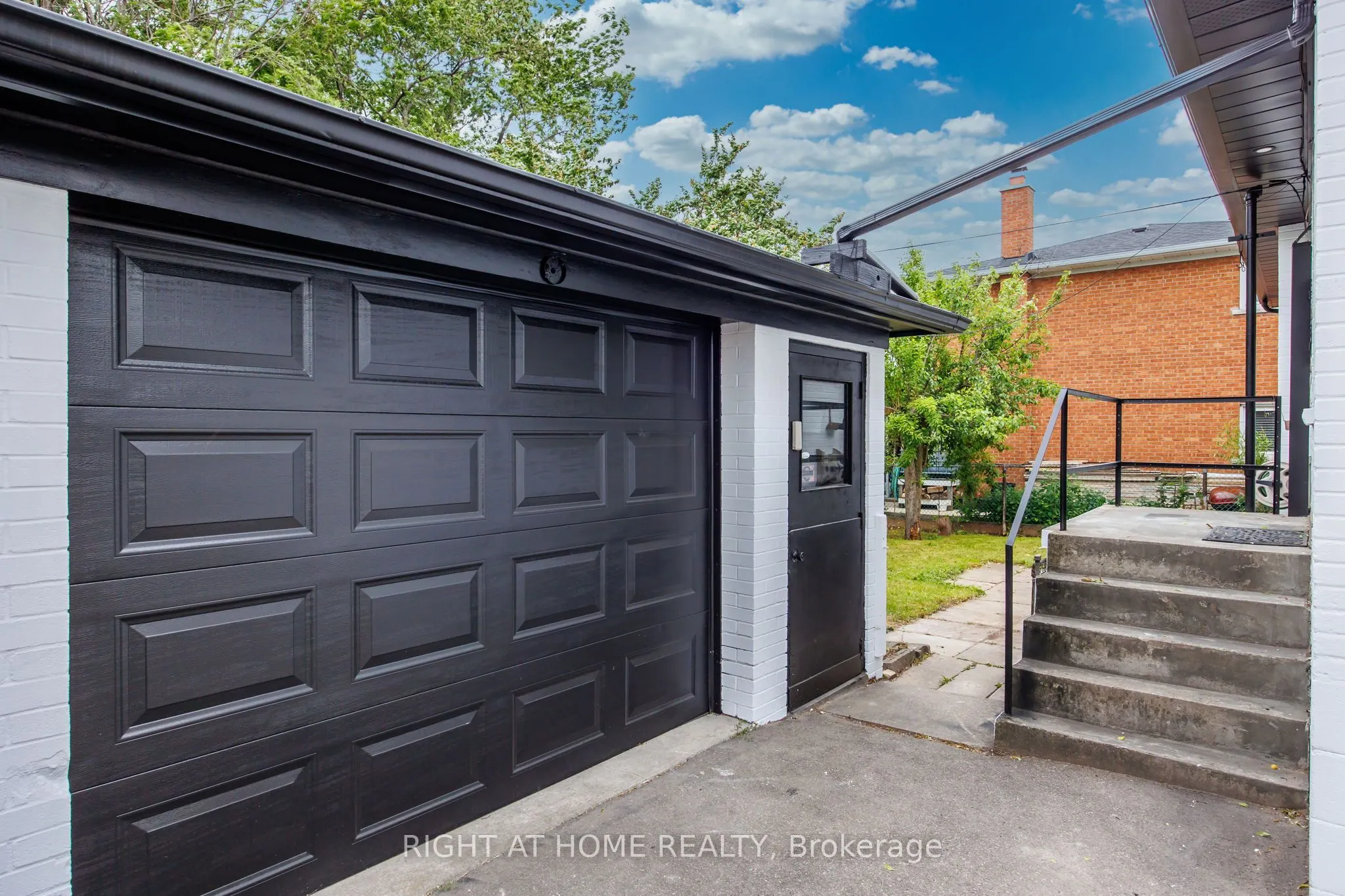 53 Lawnside Drive