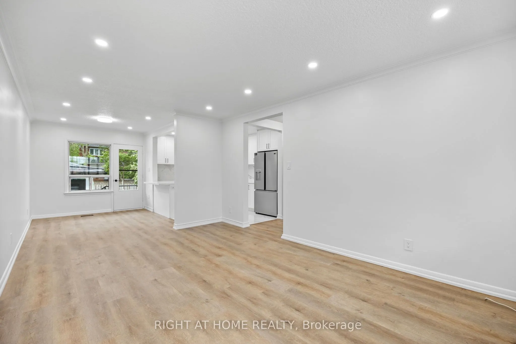 53 Lawnside Drive