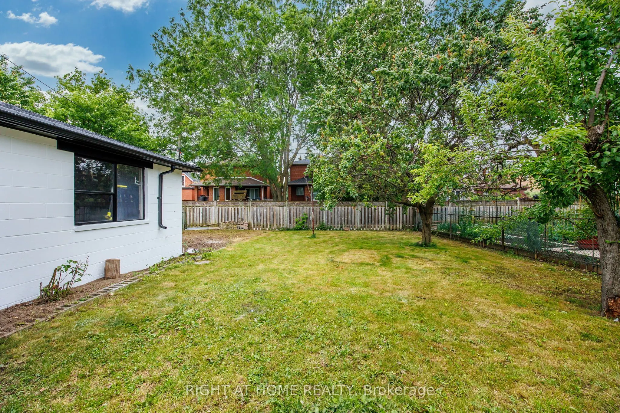 53 Lawnside Drive