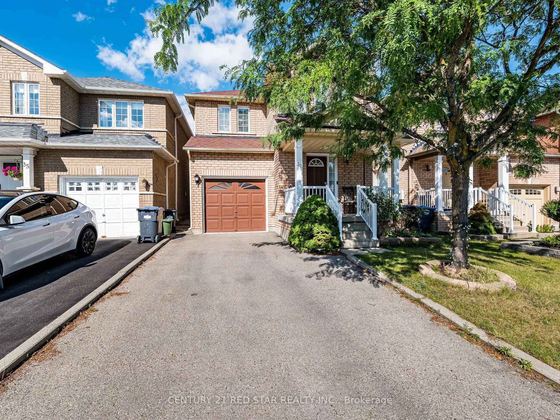 37 Oakmeadow Drive