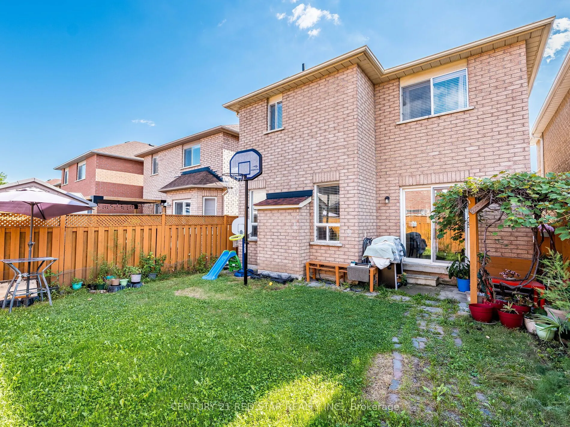 37 Oakmeadow Drive