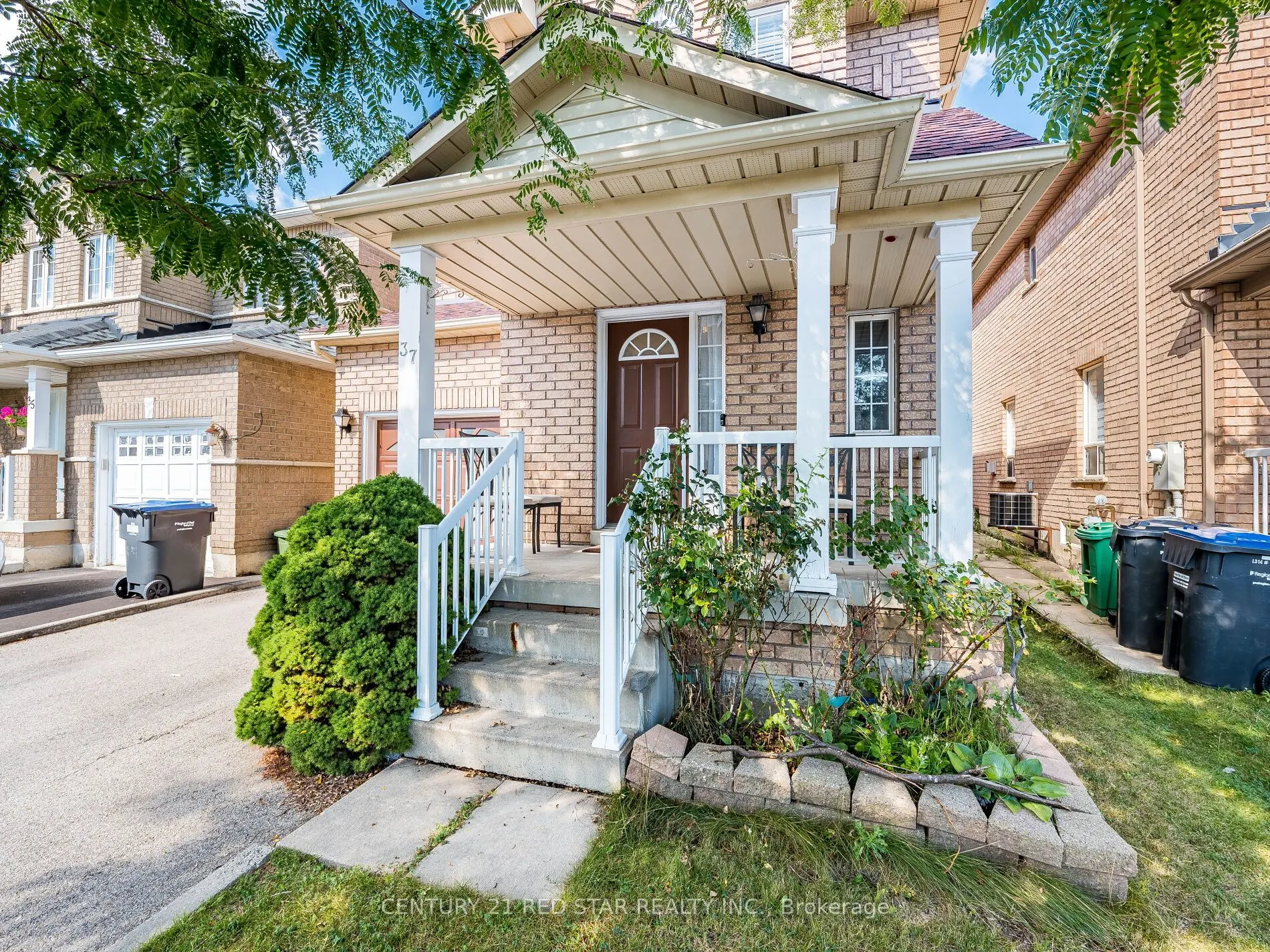 37 Oakmeadow Drive