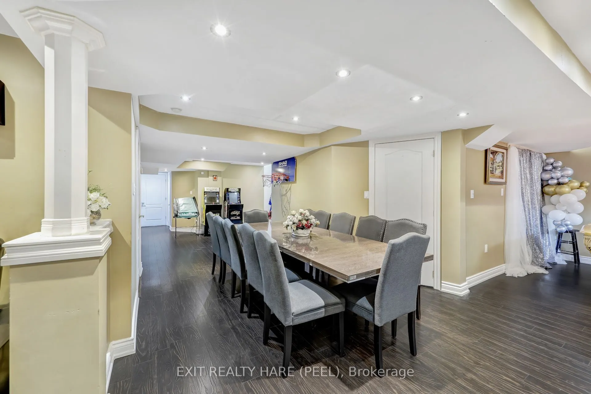 23 Fontainebleu Road
