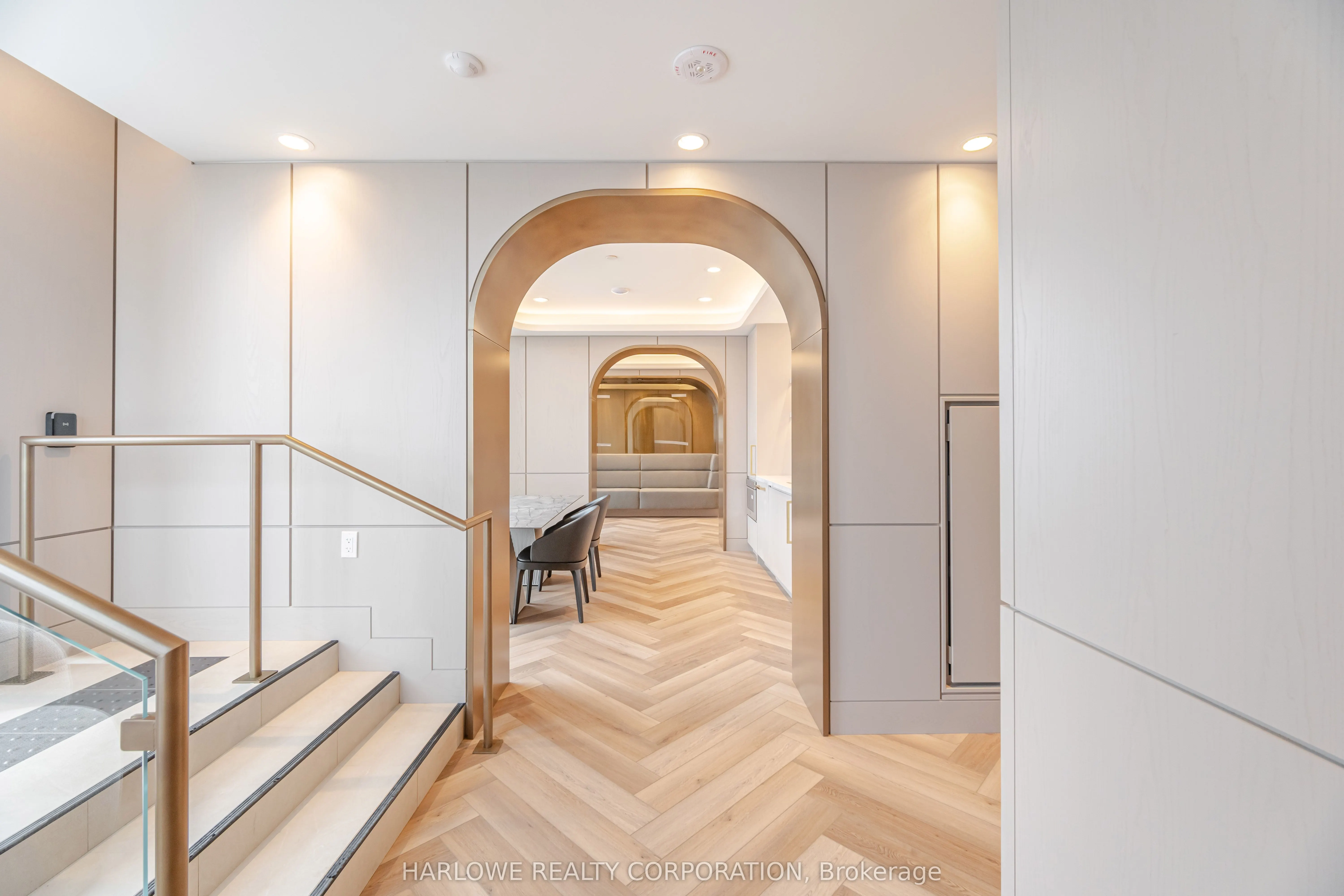 3006 William Cutmore Boulevard, #613