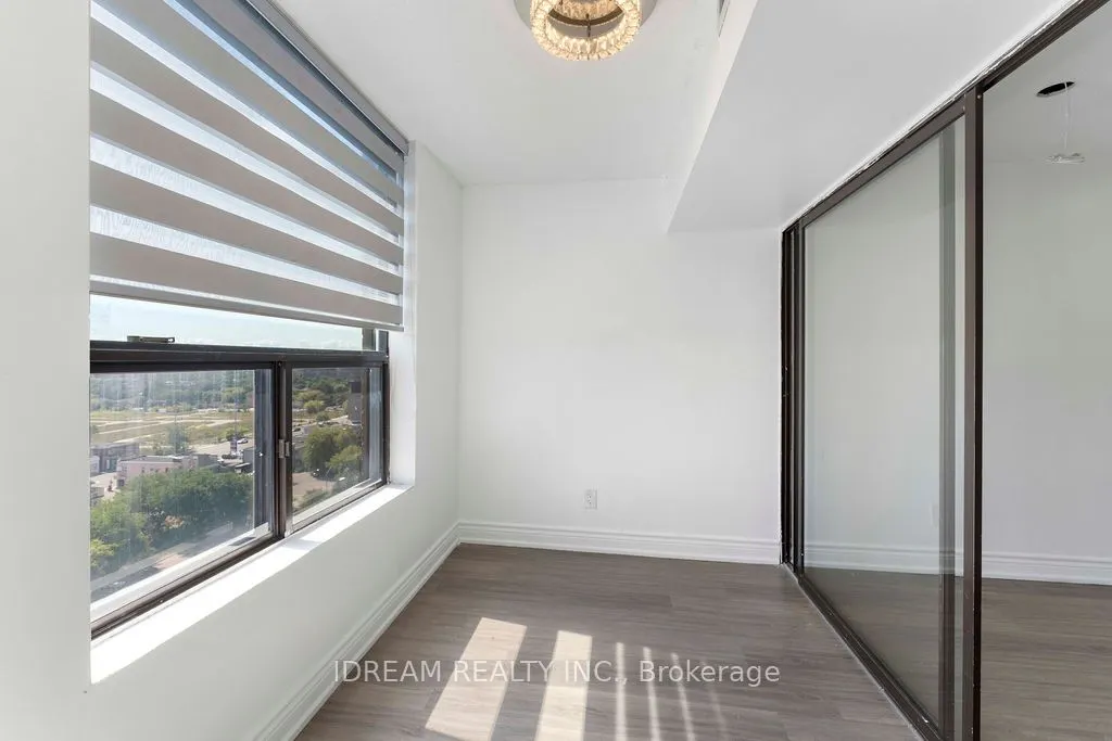 25 Agnes Street, #1208
