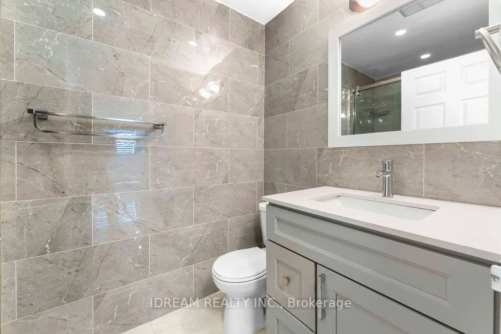 25 Agnes Street, #1208