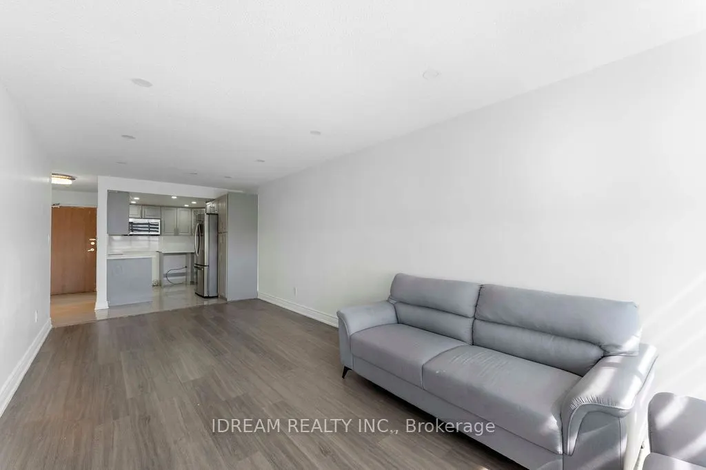25 Agnes Street, #1208