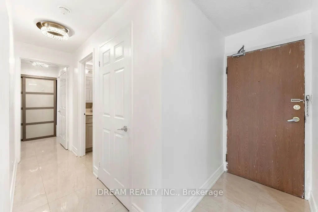 25 Agnes Street, #1208