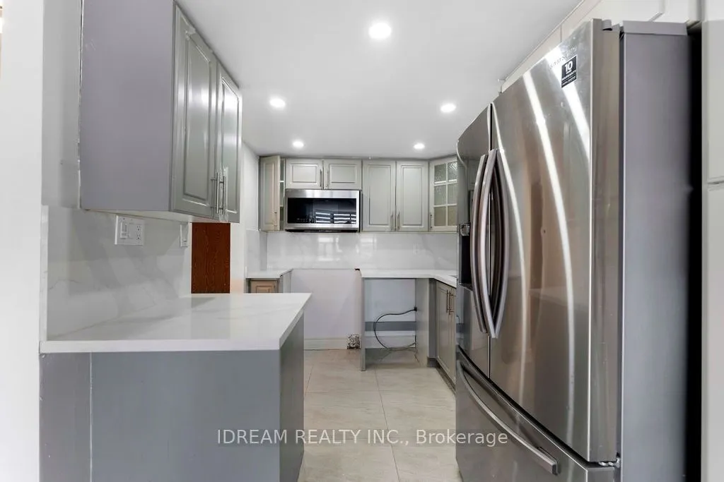 25 Agnes Street, #1208