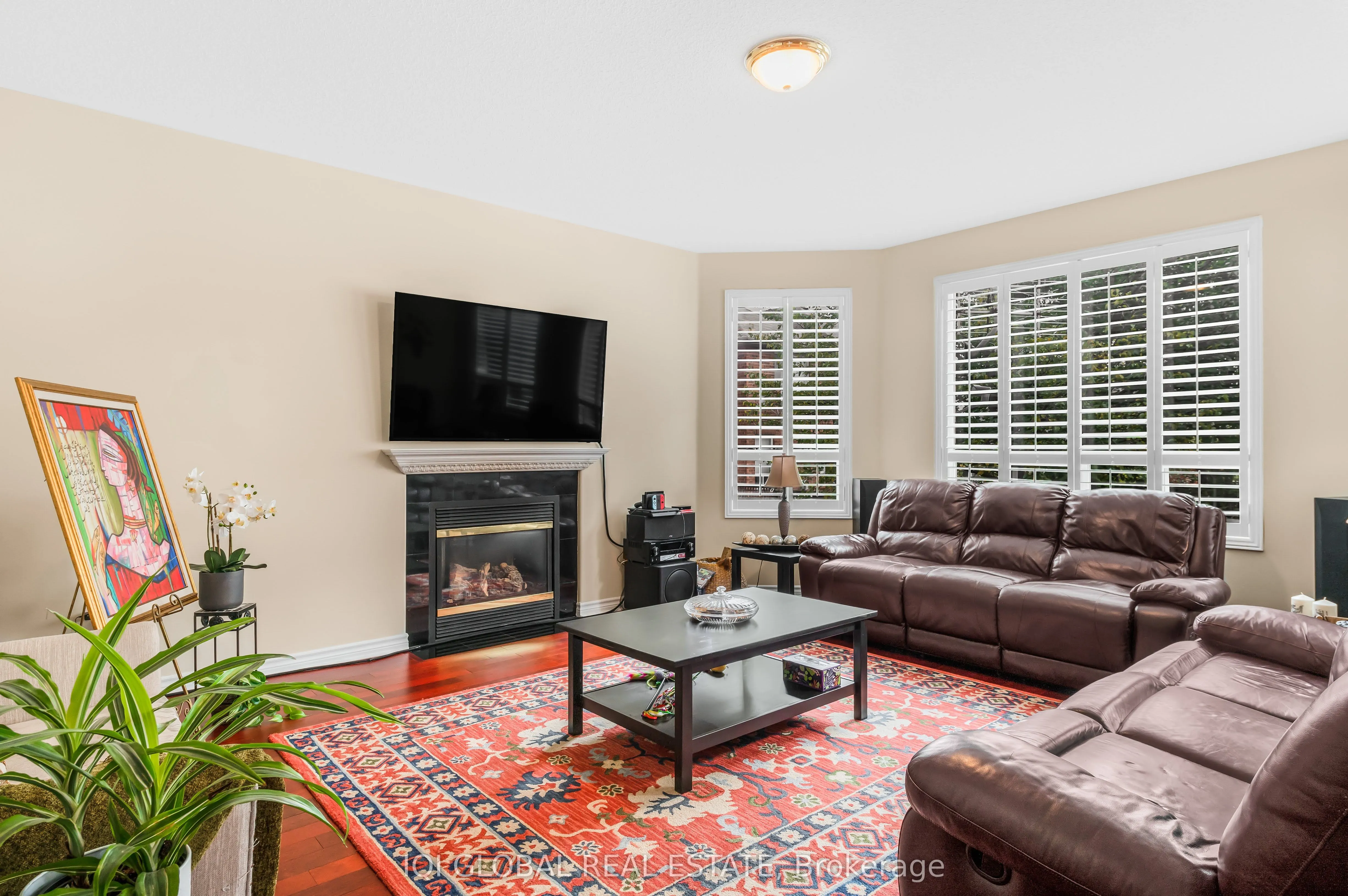 3838 Larisa Grove