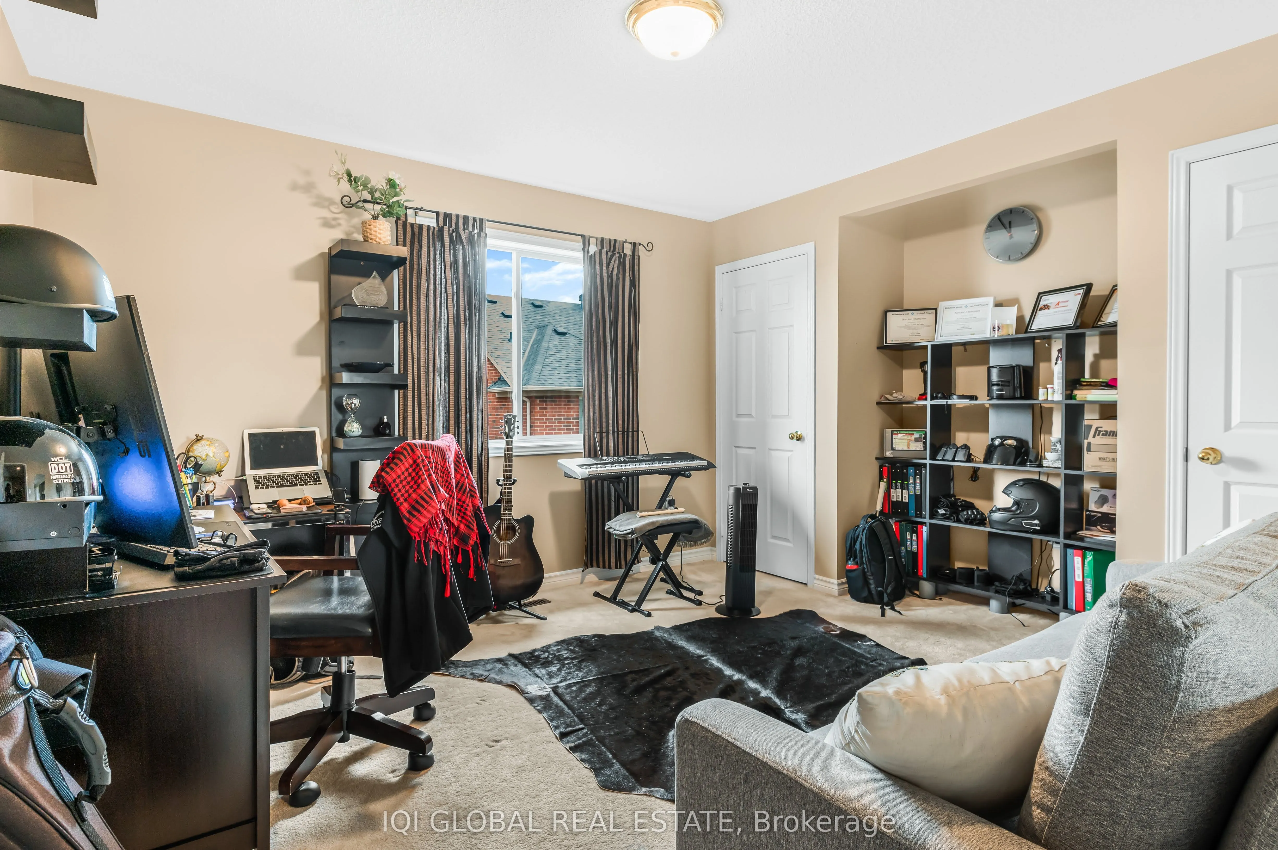 3838 Larisa Grove