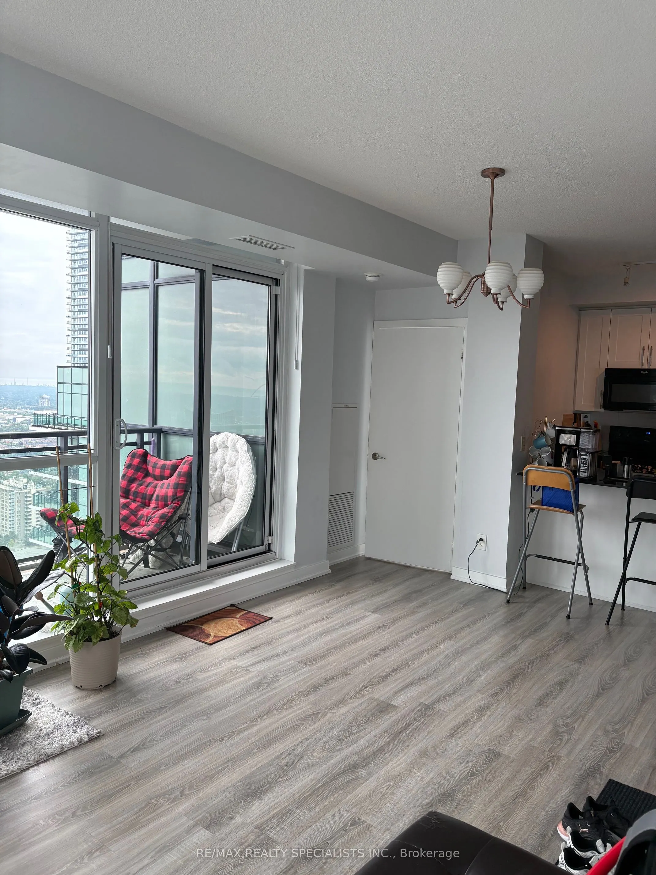 4070 Confederation Parkway, #3902