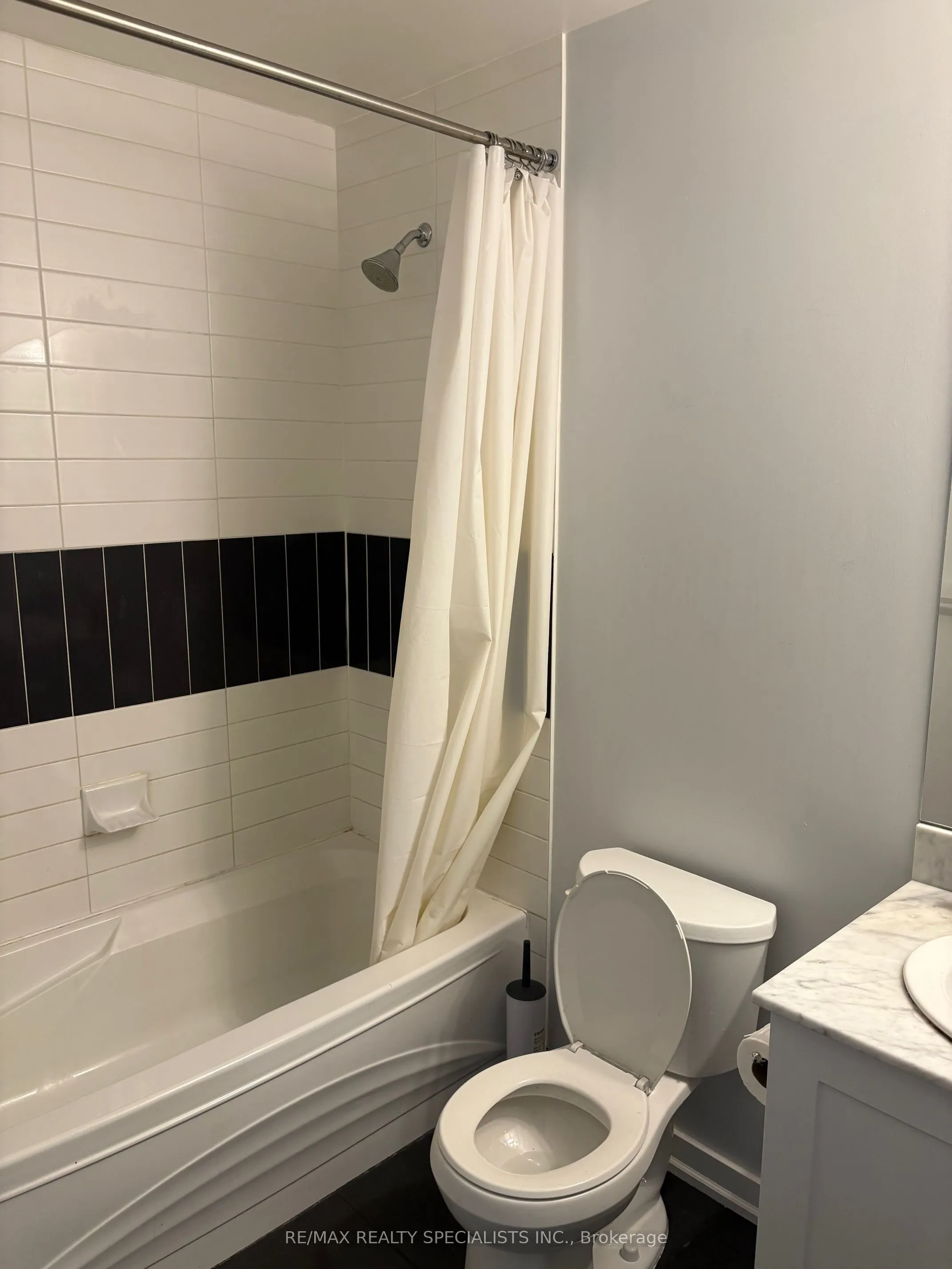 4070 Confederation Parkway, #3902